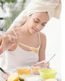Astuce naturelle : le miel cru secret d’une peau radieuse