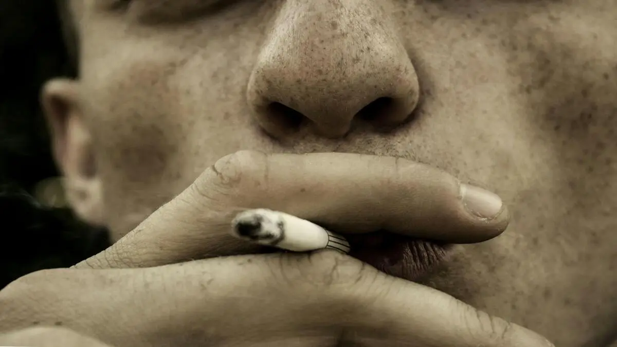 the powerful effects of quitting smoking: Glowing skin