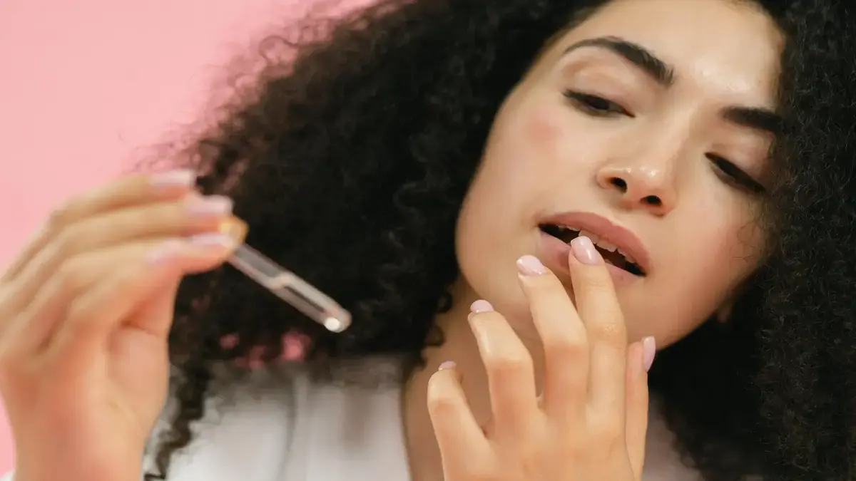 Rose Water: Hydrate, Soothe, and Rewind Time